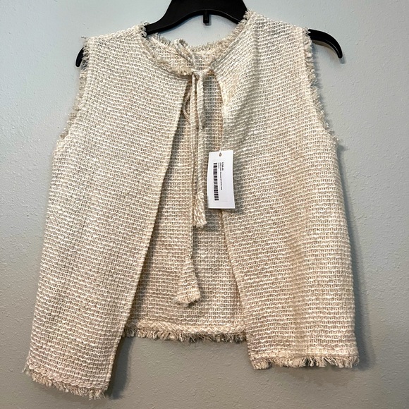 Libby Loom Weaved Off White Vest - Picture 1 of 2